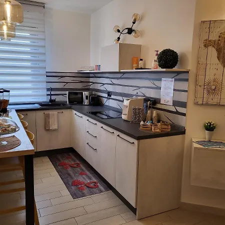 B&B Brezza Marina לינה וארוחת בוקר פורטו טורס