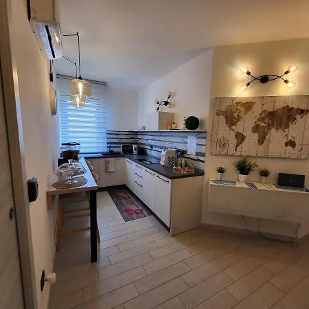 לינה וארוחת בוקר B&B Brezza Marina